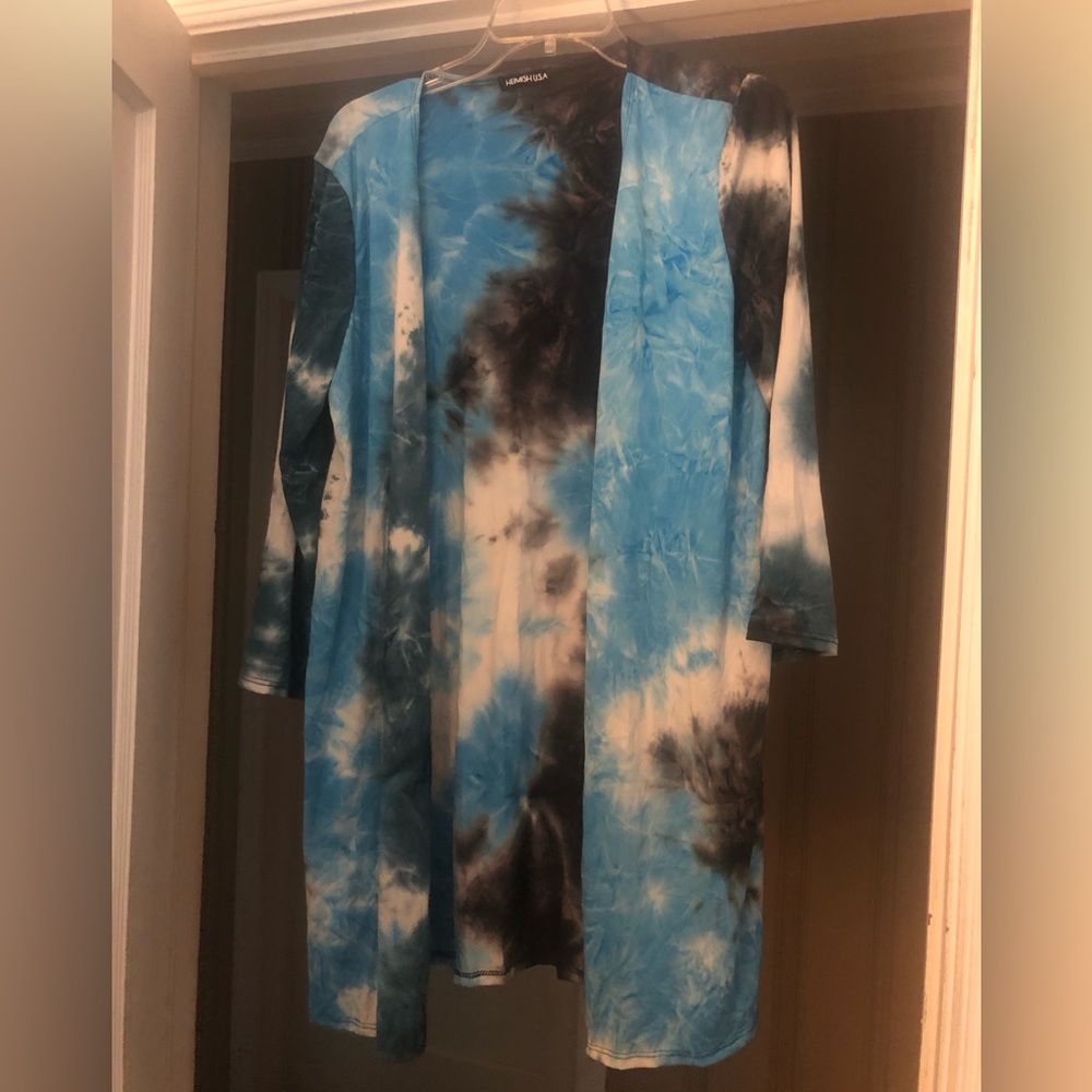 NWOT HEIMISH USA Blue and Black Tie-Dye Cardigan